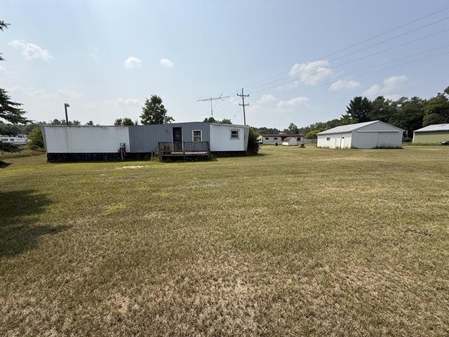 front view picture of 3259 S Chase Avenue, Newaygo, MI. 49337