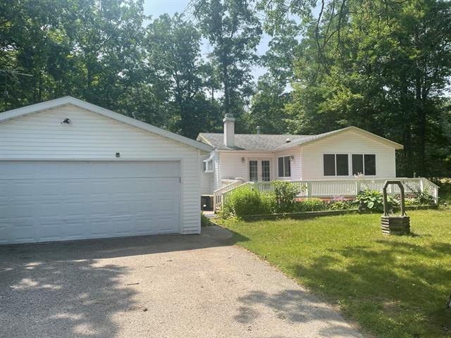 front view picture of 3779 W Rose City Road, West Branch, MI. 48661