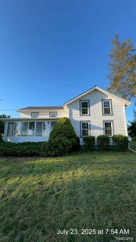 front view picture of 10525 W Pierson Road, Flushing, MI. 48433