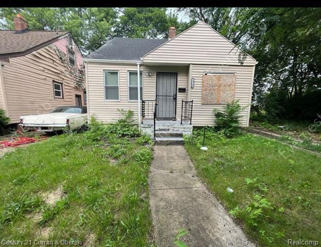 front view picture of 19765 Archdale Street, Detroit, MI. 48235
