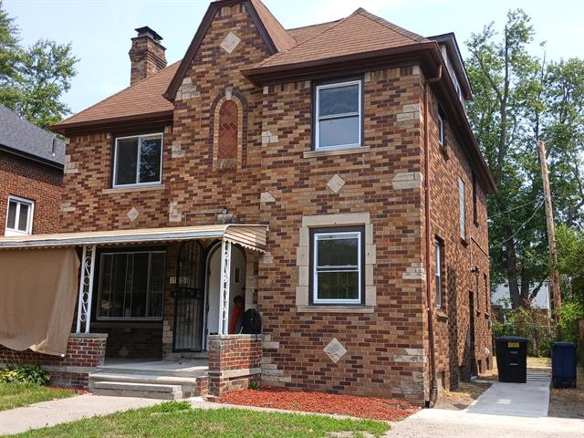 front view picture of 17376 Woodingham Drive, Detroit, MI. 48221