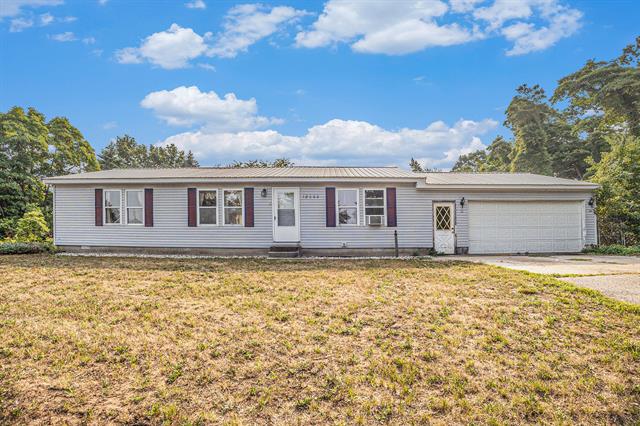 front view picture of 12662 120Th Avenue, Grand Haven, MI. 49417