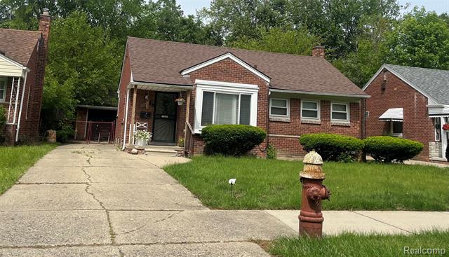 front view picture of 9581 Heyden Street, Detroit, MI. 48228