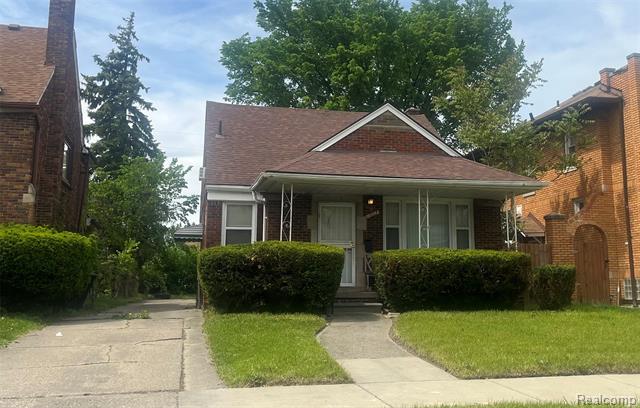front view picture of 11867 Engleside Street, Detroit, MI. 48205