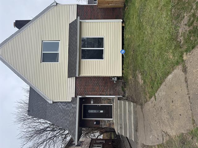 front view picture of 3253 Taylor Street, Detroit, MI. 48206