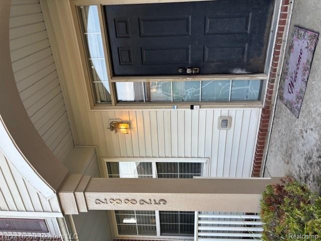 front view picture of 28825 Cullen Drive, Romulus, MI. 48174