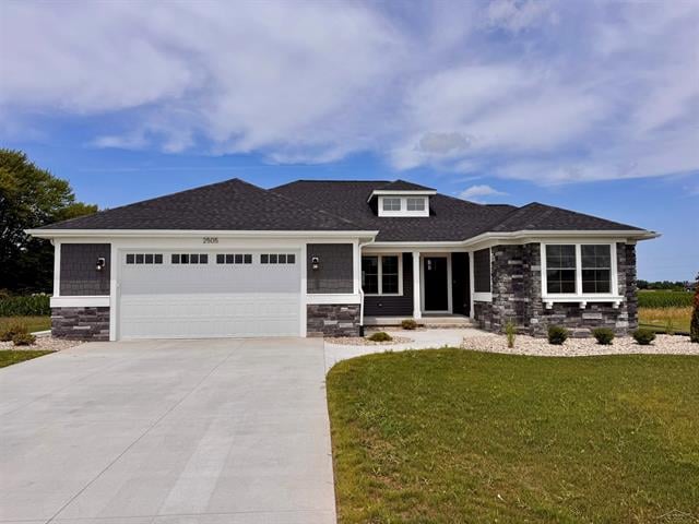 front view picture of 2505 Amelith Road, Bay City, MI. 48706