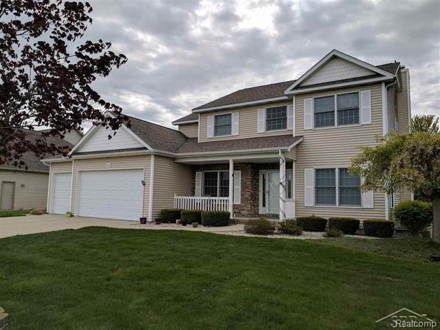 front view picture of 3839 Wild Pine Drive, Saginaw, MI. 48603