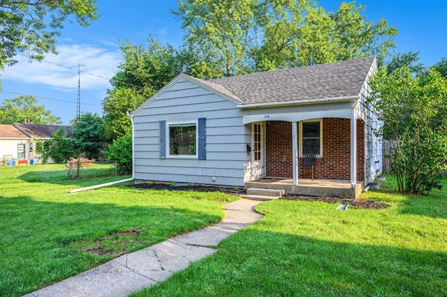 front view picture of 230 Ludwig Avenue, Battle Creek, MI. 49037