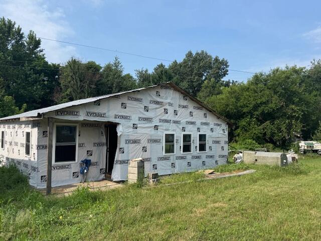 front view picture of 71108 Aldrich Lake Road Road, Sturgis, MI. 49091