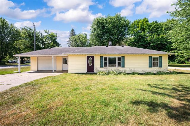front view picture of 2194 E Napier Avenue, Benton Harbor, MI. 49022