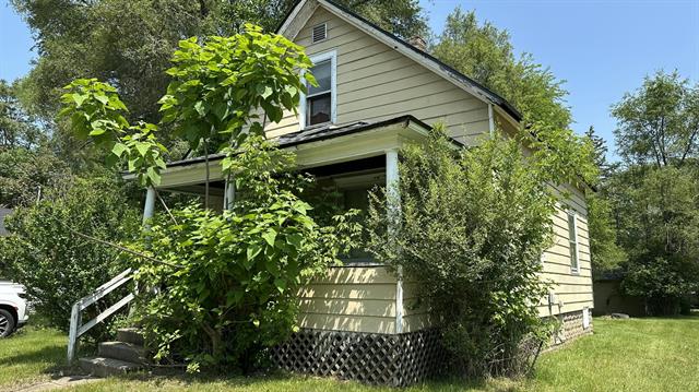front view picture of 636 Hamblin Avenue, Battle Creek, MI. 49037