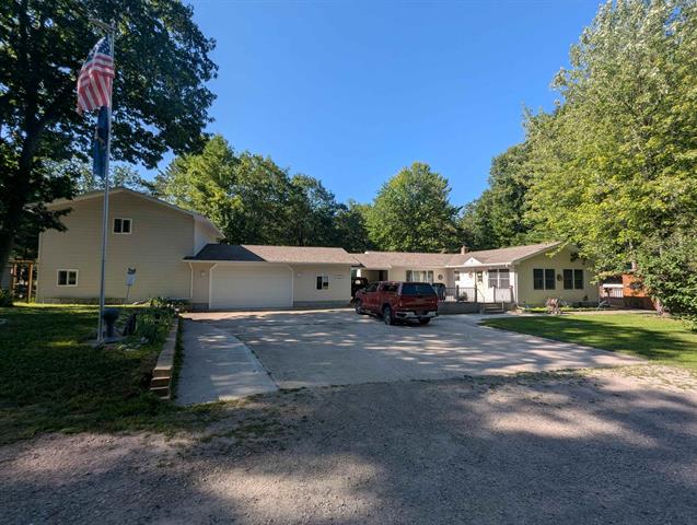 front view picture of 5314 E 16Th Street, Au Gres, MI. 48703