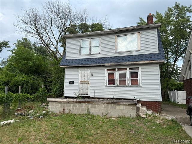 front view picture of 14094 Hubbell Street, Detroit, MI. 48227