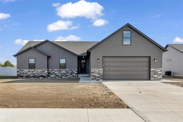 front view picture of 223 Nevada Avenue, Marysville, MI. 48040