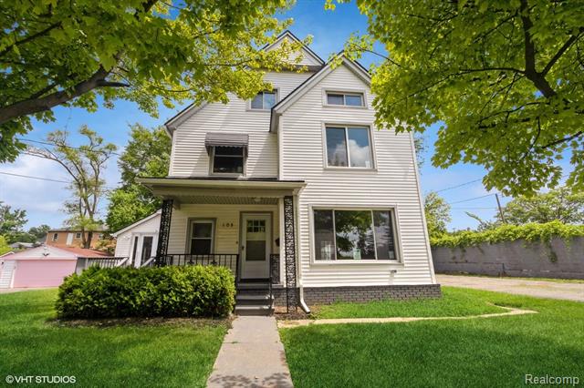 front view picture of 105 S Edith St, Pontiac, MI. 48342