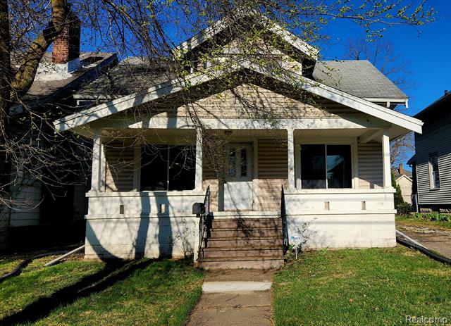 front view picture of 43 Dwight Ave, Pontiac, MI. 48341