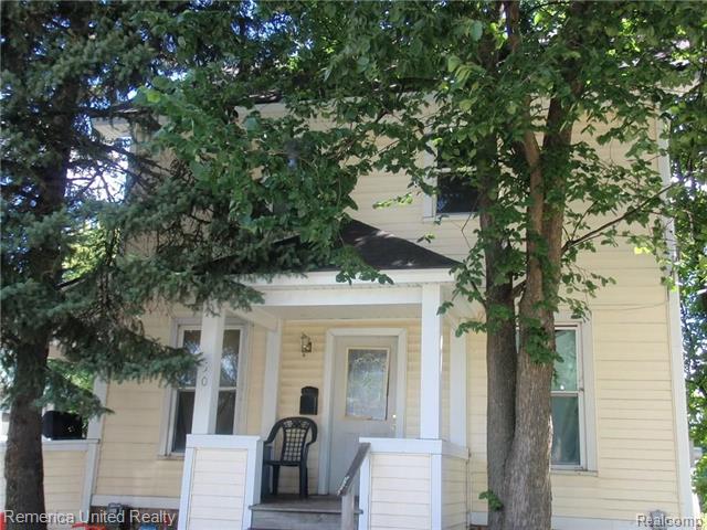 front view picture of 50 Henderson St, Pontiac, MI. 48341