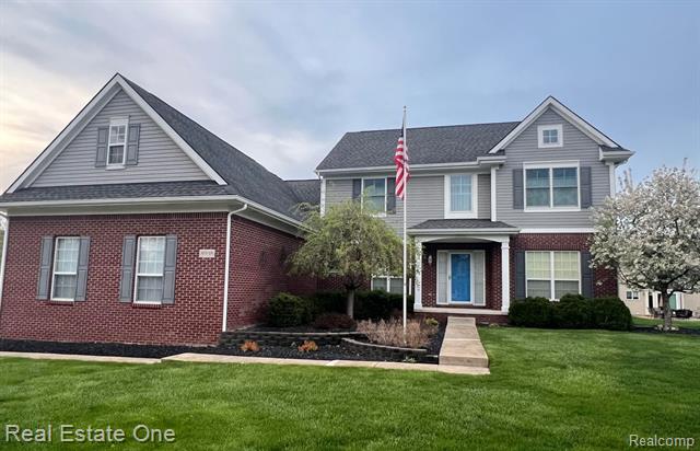 front view picture of 8938 El Dorado Dr, White Lake, MI. 48386