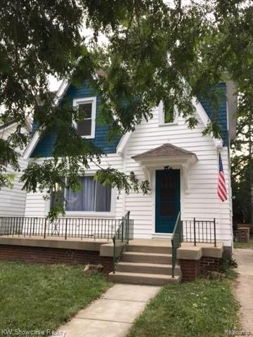 front view picture of 151 N Genesee Ave, Pontiac, MI. 48341