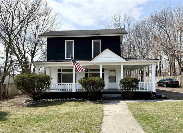 front view picture of 261 N Saginaw St, Pontiac, MI. 48342