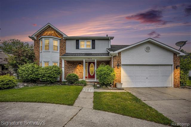 front view picture of 7674 Woodside Pl, Waterford, MI. 48327