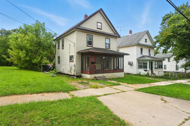 front view picture of 80 Oakhill St, Pontiac, MI. 48342