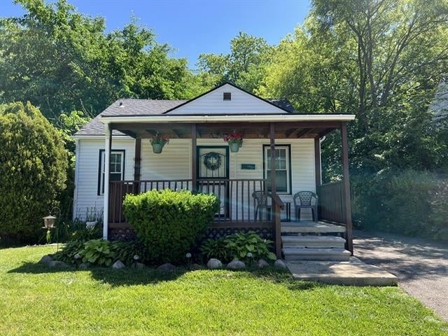 front view picture of 181 Court St, Pontiac, MI. 48342