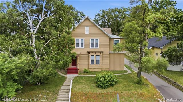 front view picture of 354 N Saginaw St, Pontiac, MI. 48342