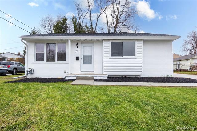 front view picture of 197 Gage St, Pontiac, MI. 48342