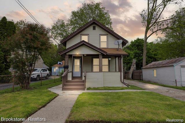front view picture of 14 Hudson Ave, Pontiac, MI. 48342