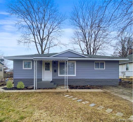 front view picture of 781 Scottwood St, Pontiac, MI. 48340