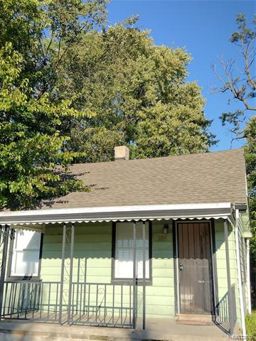 front view picture of 790 Parkwood Ave, Pontiac, MI. 48340