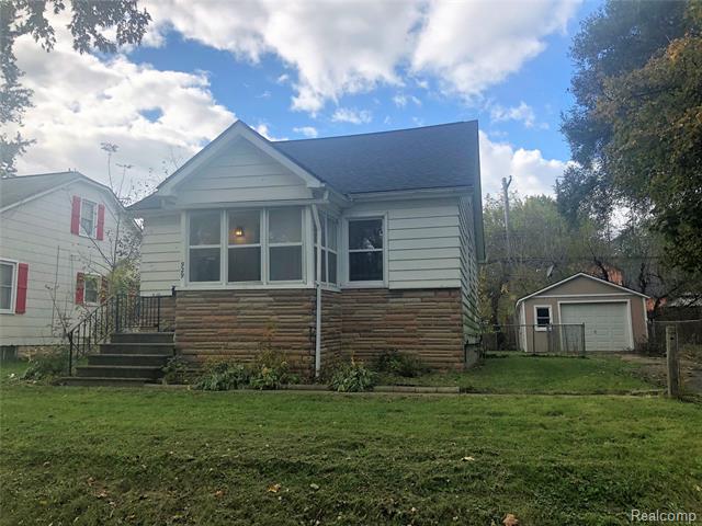 front view picture of 929 Kettering Ave, Pontiac, MI. 48340