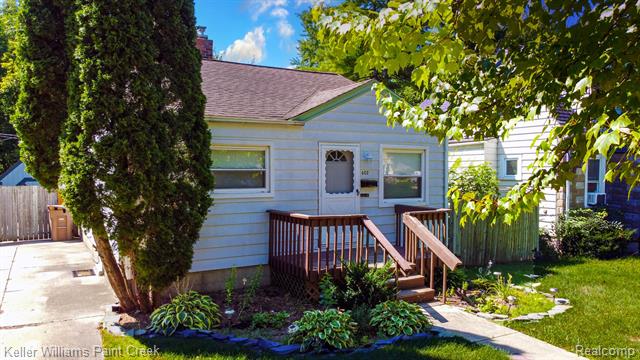 front view picture of 602 E Tennyson Ave, Pontiac, MI. 48340