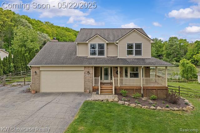 front view picture of 4900 Grass Lake Rd, White Lake, MI. 48383
