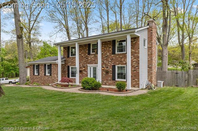 front view picture of 4400 Highfield Rd, Waterford, MI. 48329