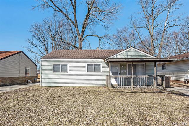 front view picture of 313 3Rd Ave, Pontiac, MI. 48340