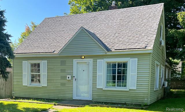 front view picture of 790 3Rd Ave, Pontiac, MI. 48340