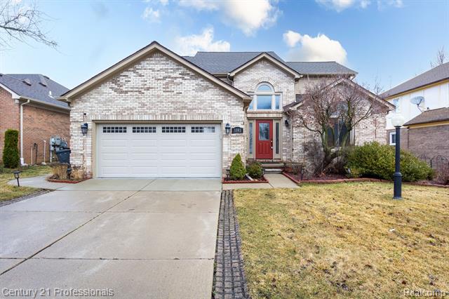 front view picture of 1093 River Mist Dr, Rochester, MI. 48307