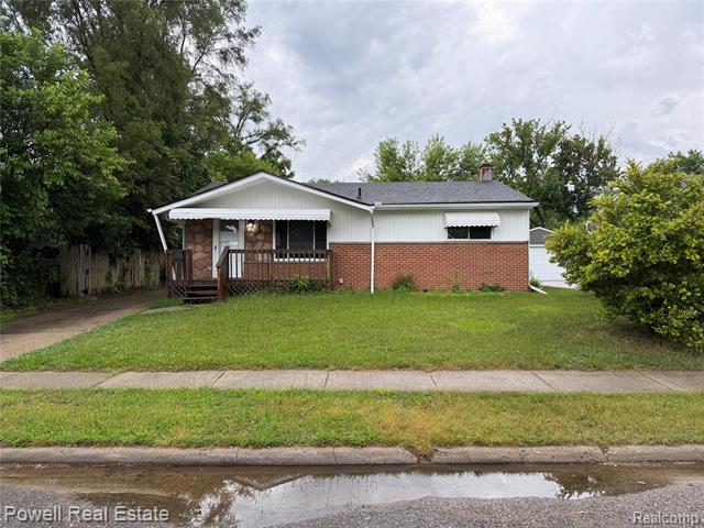 front view picture of 306 W Yale Ave, Pontiac, MI. 48340