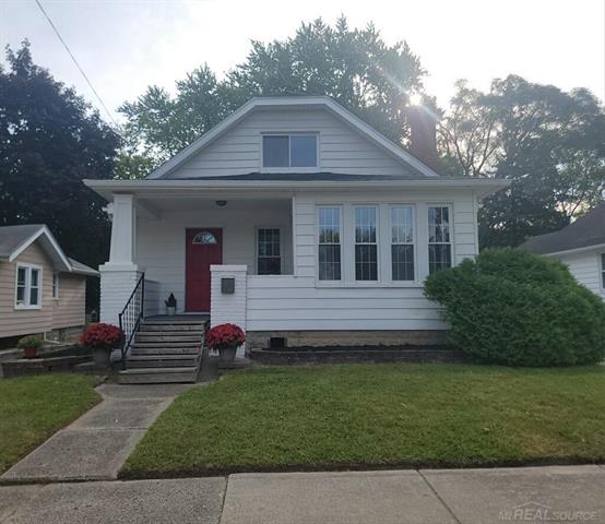 front view picture of 1558 Richmond Ave, Pontiac, MI. 48340