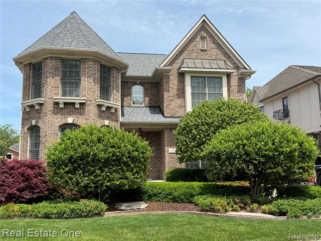front view picture of 306 Woodward Ave, Rochester, MI. 48307