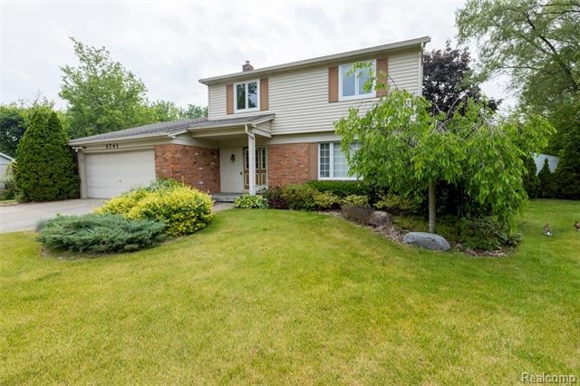 front view picture of 3741 Columbine Ct, Waterford, MI. 48329