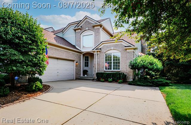 front view picture of 1602 Boulder Ct, Rochester, MI. 48306