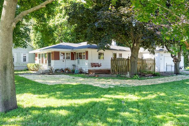 front view picture of 4735 Cobden Ln, Clarkston, MI. 48346