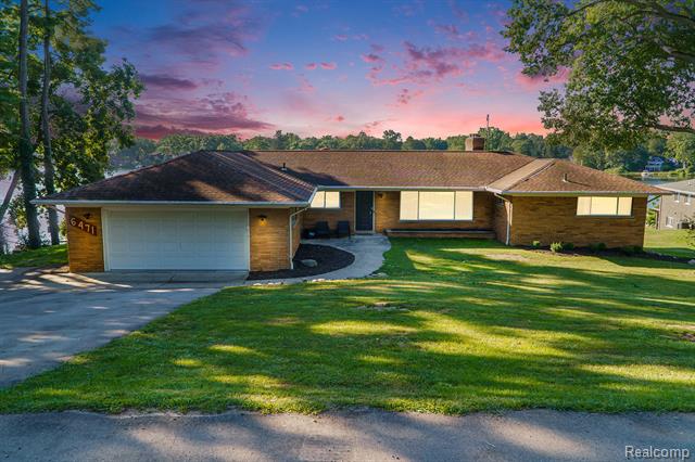 front view picture of 6471 Wellesley Ter, Clarkston, MI. 48346