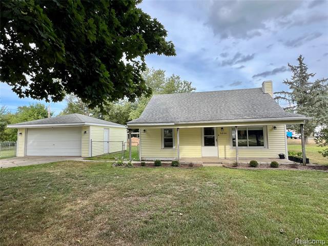 front view picture of 5206 Oak Park Dr, Clarkston, MI. 48346