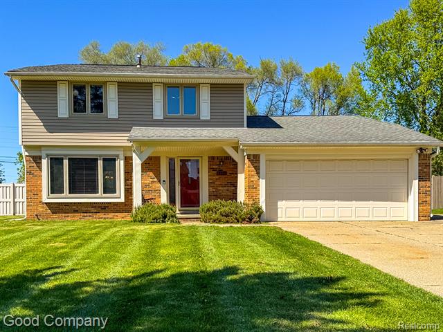 front view picture of 5309 Old Cove Rd, Clarkston, MI. 48346