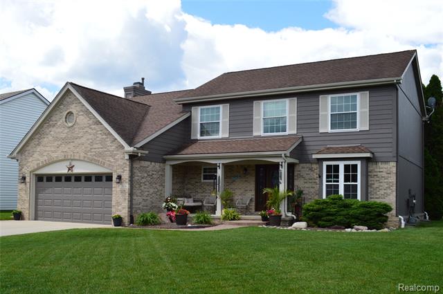 front view picture of 5708 Berwick Ct, Clarkston, MI. 48346